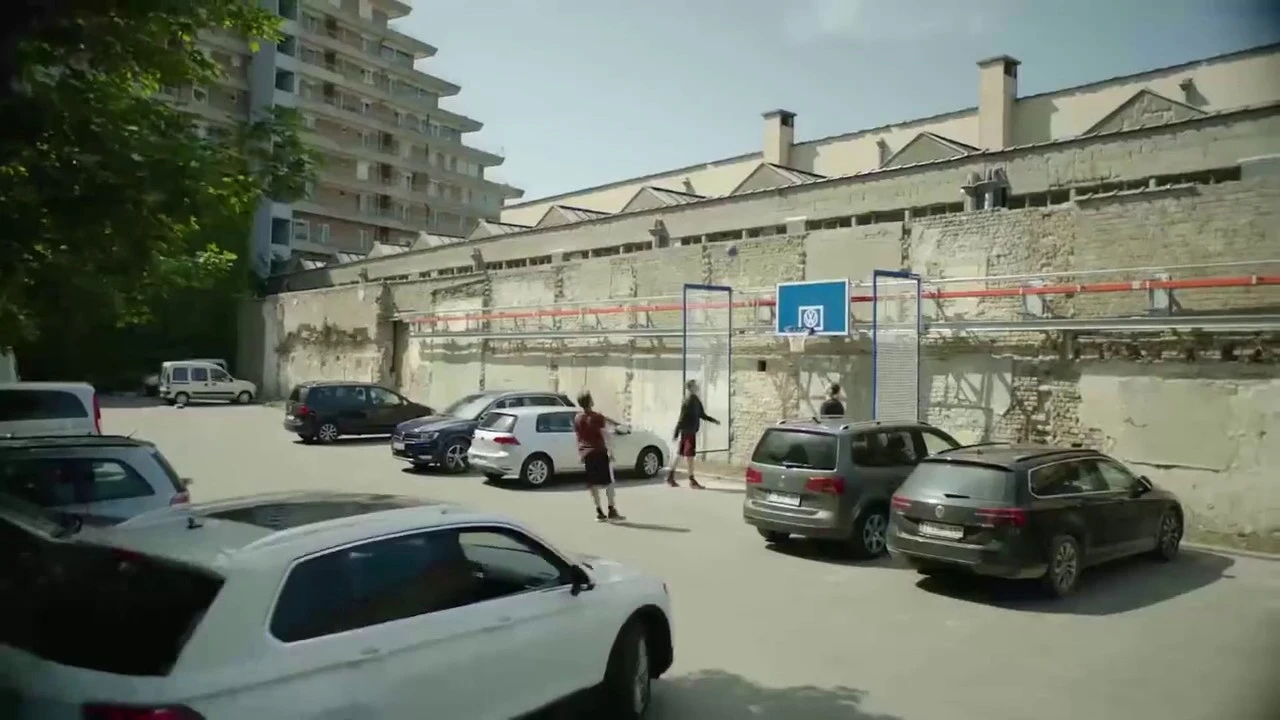 城市每個角落『都有籃球場』福斯汽車廣告